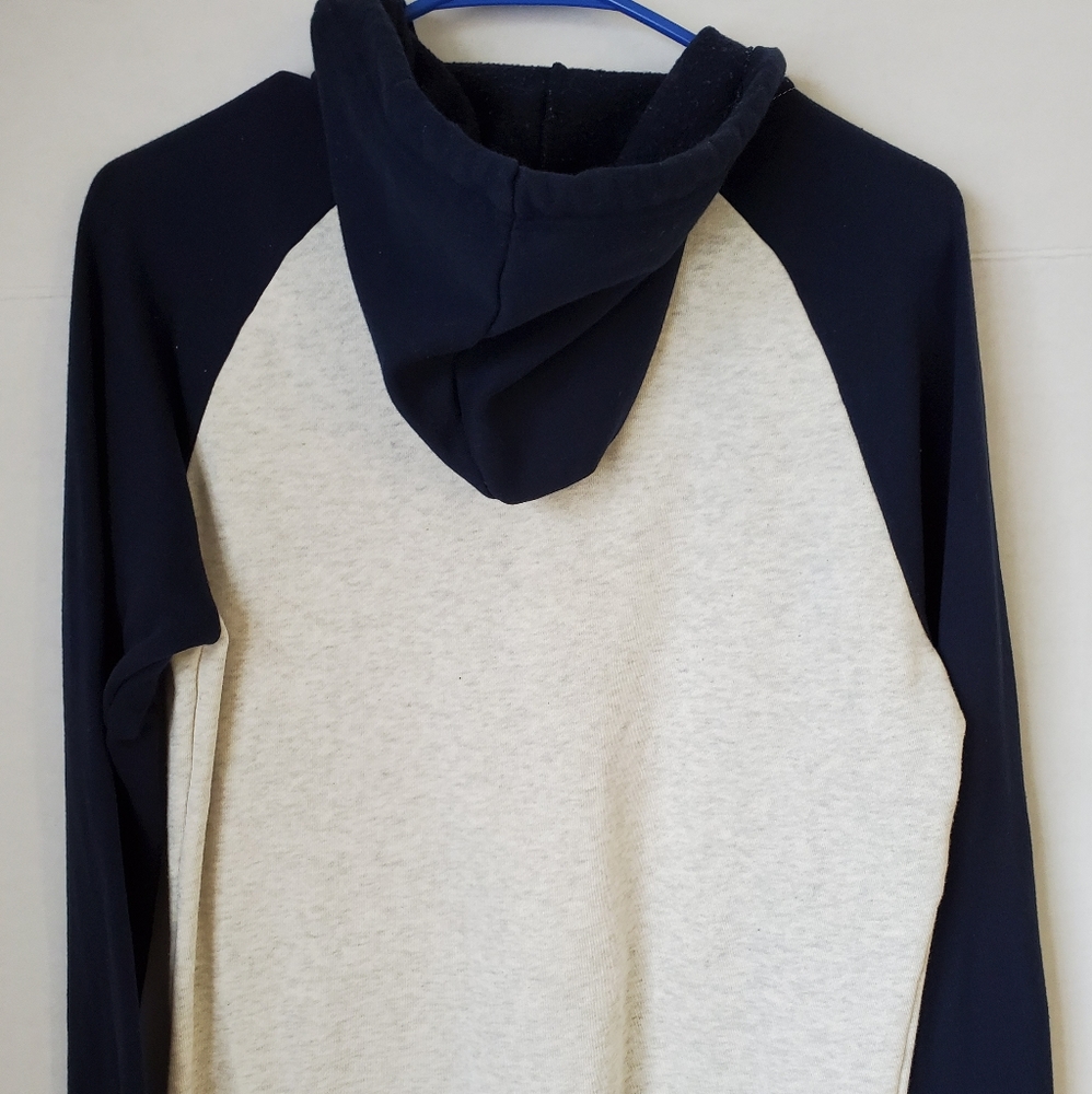 American Rag Sweater - Picture 2 of 2